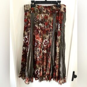 Marie Claire | Vintage Whimsical Boho Green and Orange Skirt